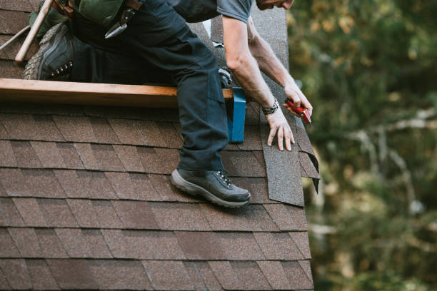 Best Roof Repair Specialists  in North Prairie, WI